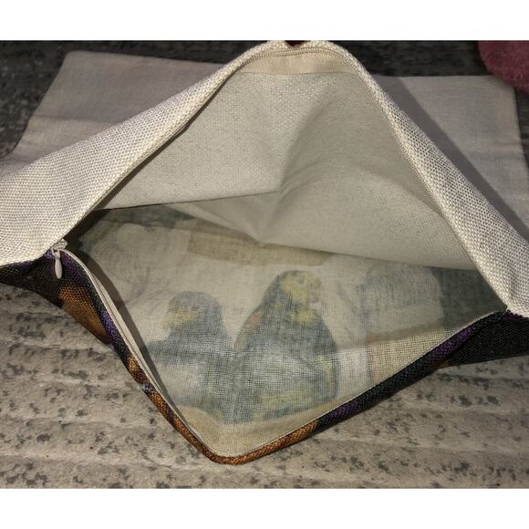 Frida Kahlo Portrait Pillowcase - Picture 3 of 3